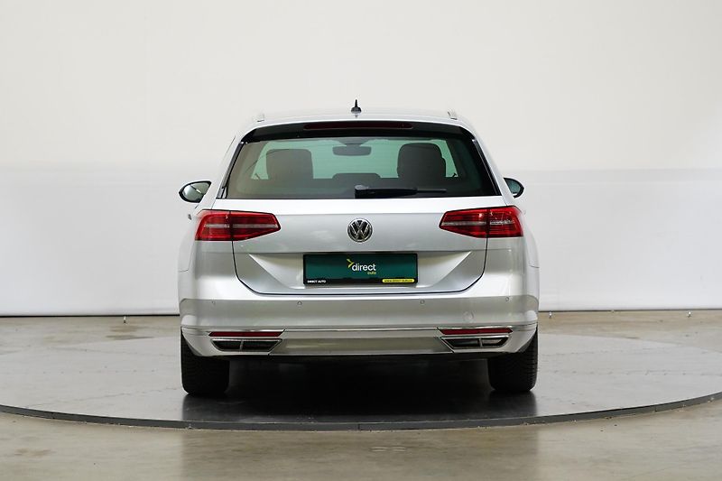 Volkswagen Passat - fotka 6 z 28