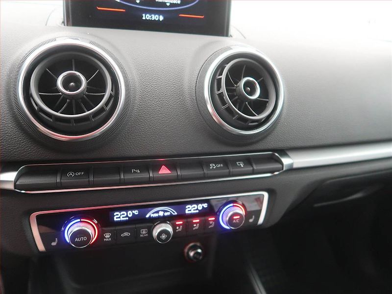 Audi A3 (2015) 1.6 TDI, Serv.kniha, Navi - fotka 16 z 19