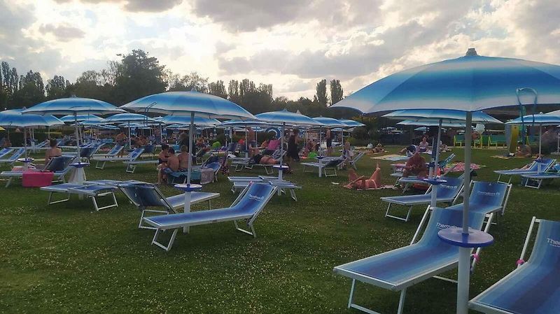 Skoro jako v aquaparku u moře.