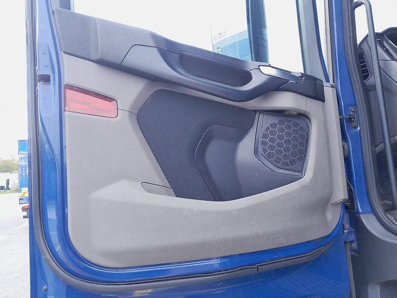 Scania R 450 6x2 Retarder BDF - fotka 16 z 35