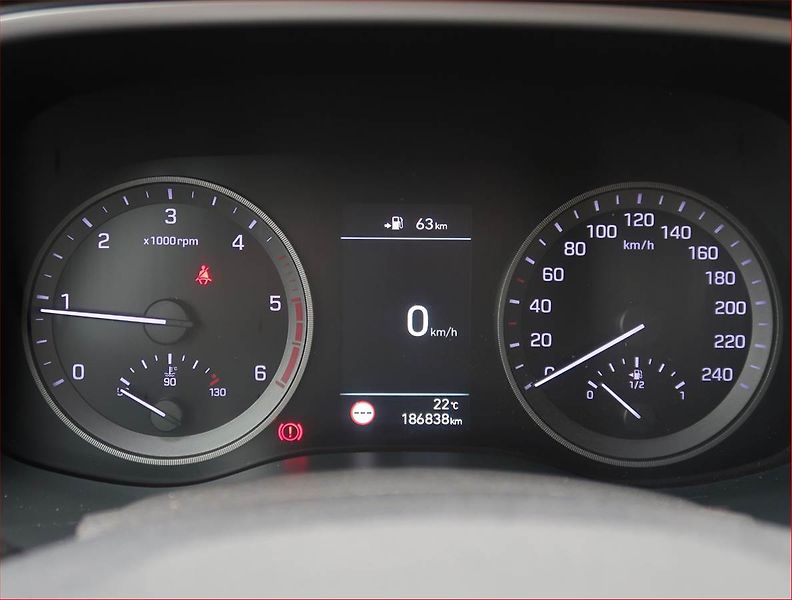 Hyundai Tucson (2019) 1.6 CRDi, 4X4, ČR,1.maj - fotka 11 z 19