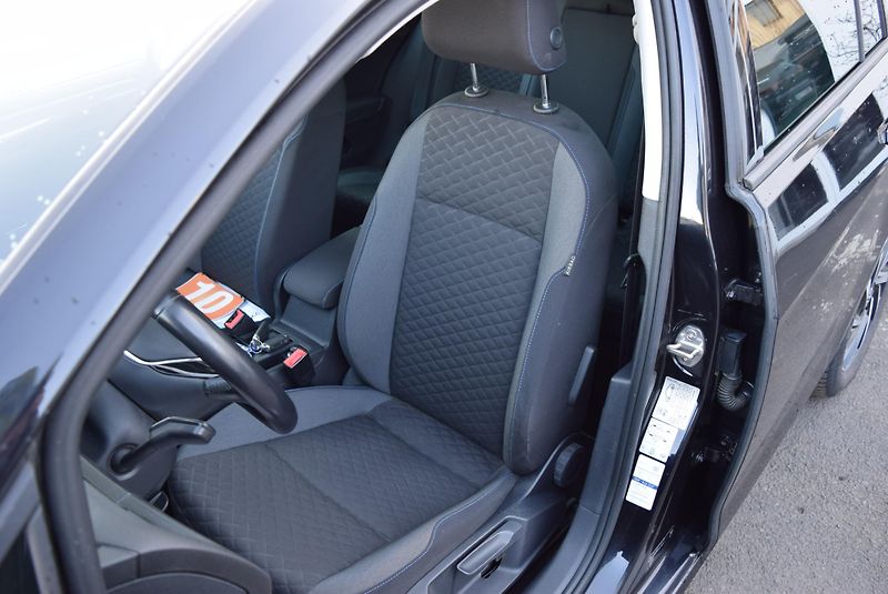 Volkswagen Golf Variant (2018) 1.4TSI 92kw COMFORTLIN PAN TAŽ - fotka 22 z 48