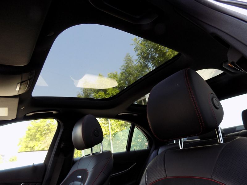 Mercedes-Benz Třídy E (2019) 53AMG/4-Matic/1.Maj.ČR/Led/ - fotka 44 z 48