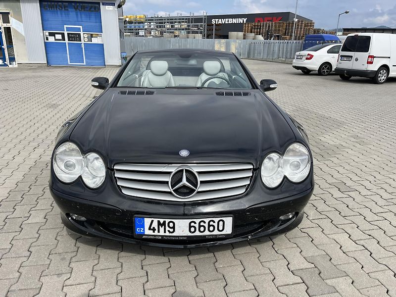 Mercedes-Benz SL (2003) 350 - fotka 1 z 12