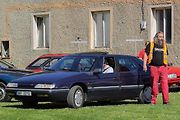 Jarní koulení - sraz automobilů a příznivců značky Citroën na zámku ve Svojšíně na Tachovsku.