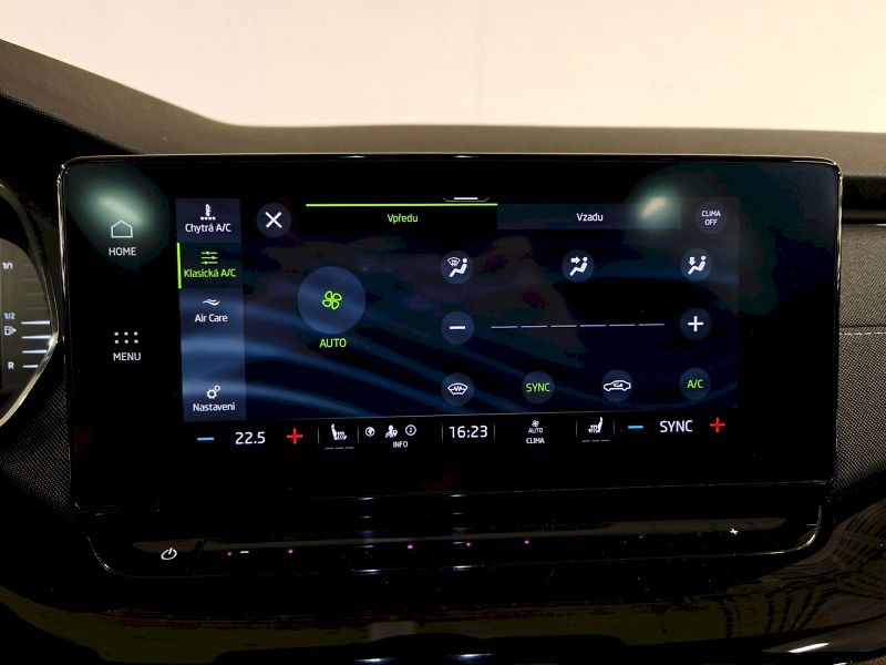 Škoda Octavia (2022) 2.0 TDI 110 kW DSG Sportline - fotka 13 z 31