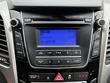 Hyundai i30 1,6i 99kW TAŽNÉ - náhled 16