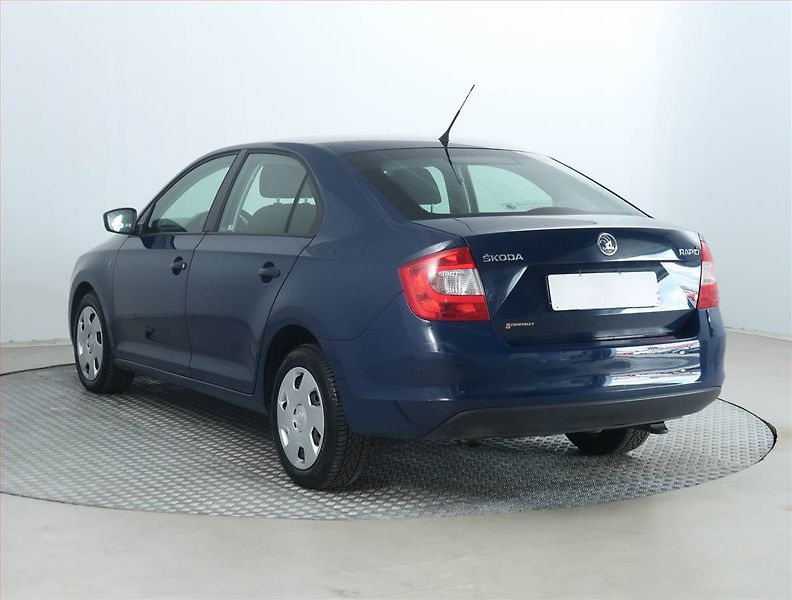 Škoda Rapid (2013) 1.2 TSI - fotka 4 z 14