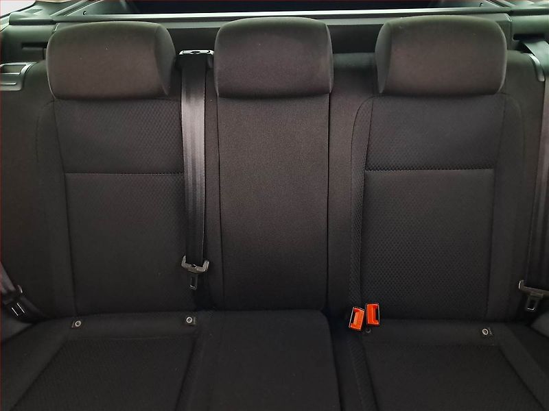 Škoda Fabia (2011) Elegance 1.2 TSI, Serv.kniha - fotka 10 z 16