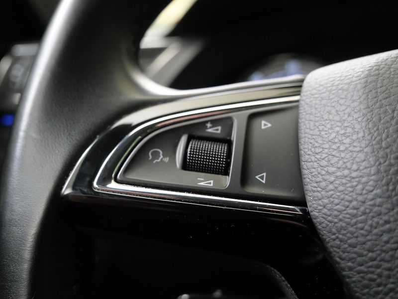 Škoda Superb - fotka 15 z 27