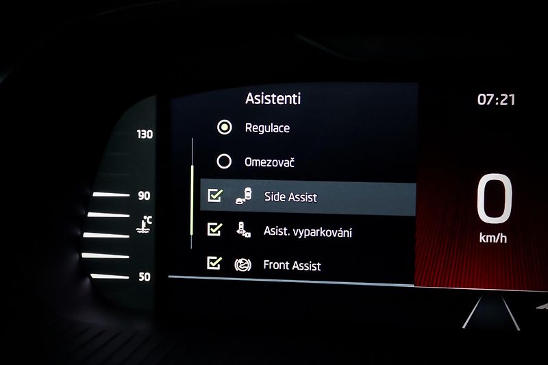 Škoda Octavia 4 Combi 1.5 TSI 110 kW - fotka 32 z 49