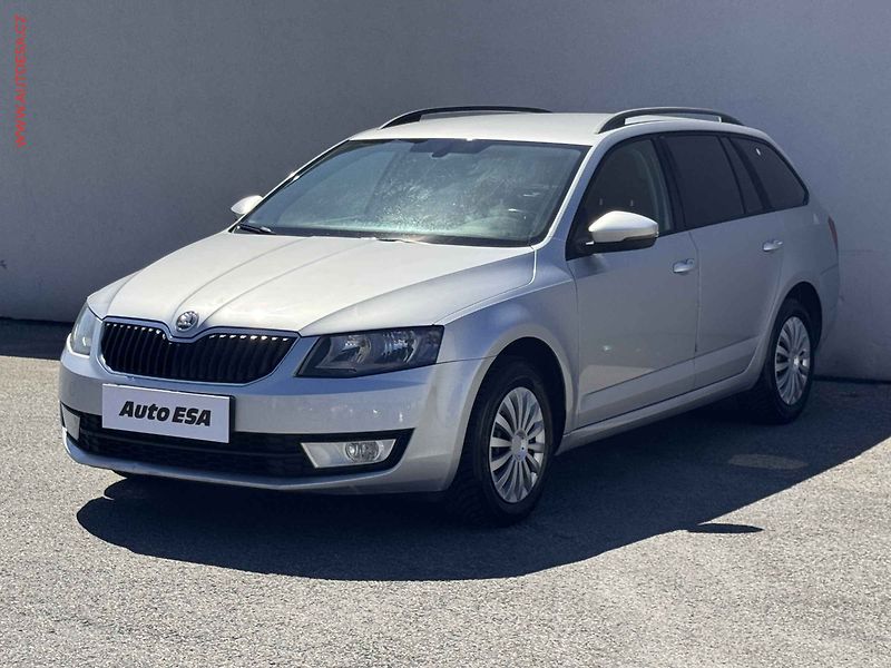 Škoda Octavia (2013) 1.6TDi, ČR, Elegance - fotka 3 z 15