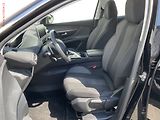Peugeot 3008 (2020) 1.2PT, Active, AT - náhled 9
