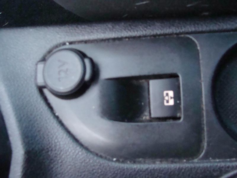 Peugeot 308 1.6 HDi, 68 kW, panorama,klima - fotka 22 z 31