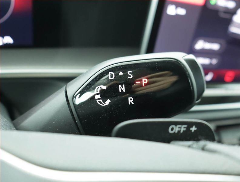 Volkswagen Tayron (2025) 1.5 eTSI - fotka 13 z 21