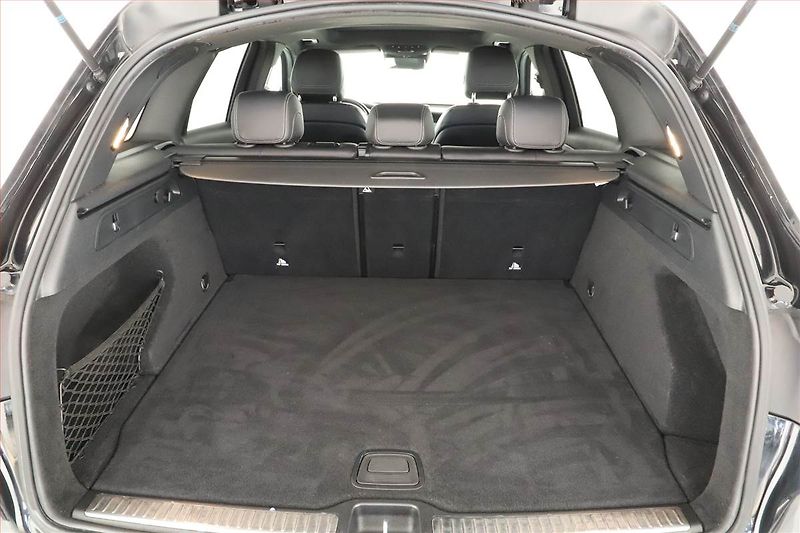 Mercedes-Benz GLC (2022) 300 d 4MATIC, ČR, DPH - fotka 11 z 20