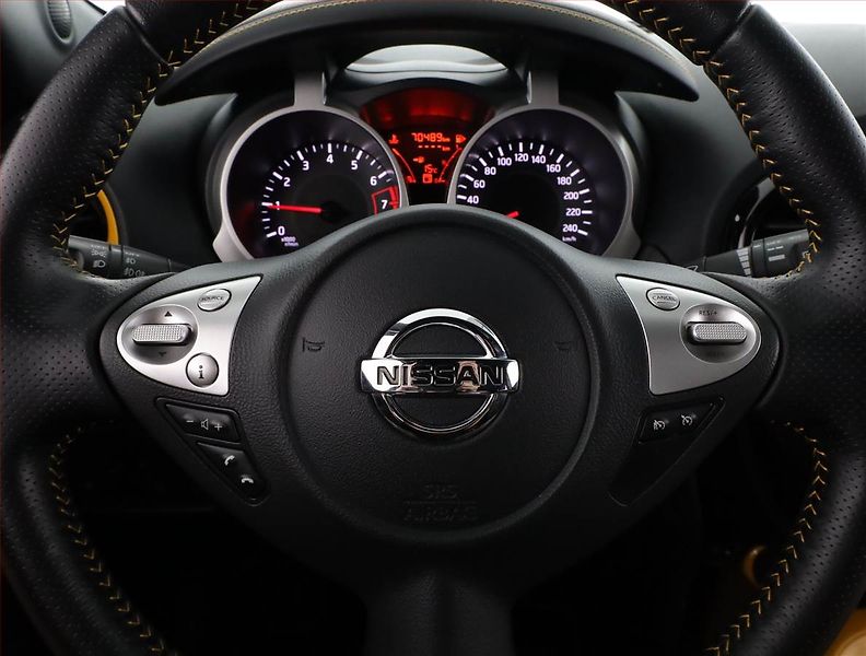 Nissan Juke (2017) 1.2 DIG-T, Tempomat - fotka 8 z 14