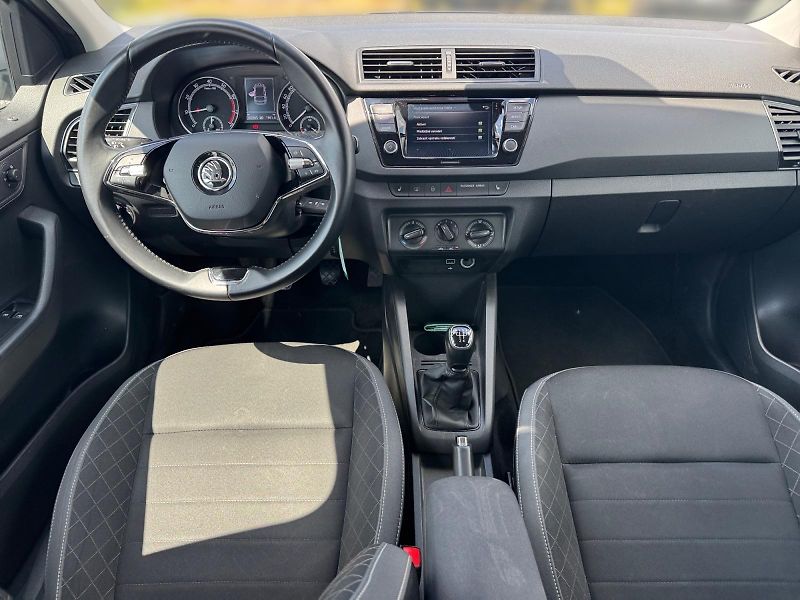Škoda Fabia (2022) AMBITION 1.0TSI 70kW CZ DPH - fotka 9 z 11