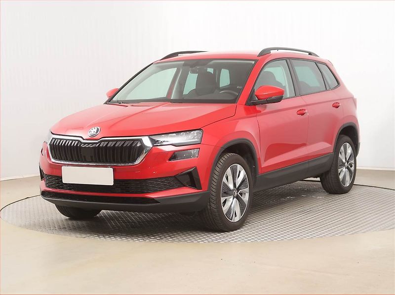 Škoda Karoq (2023) 1.5 TSI - fotka 2 z 16
