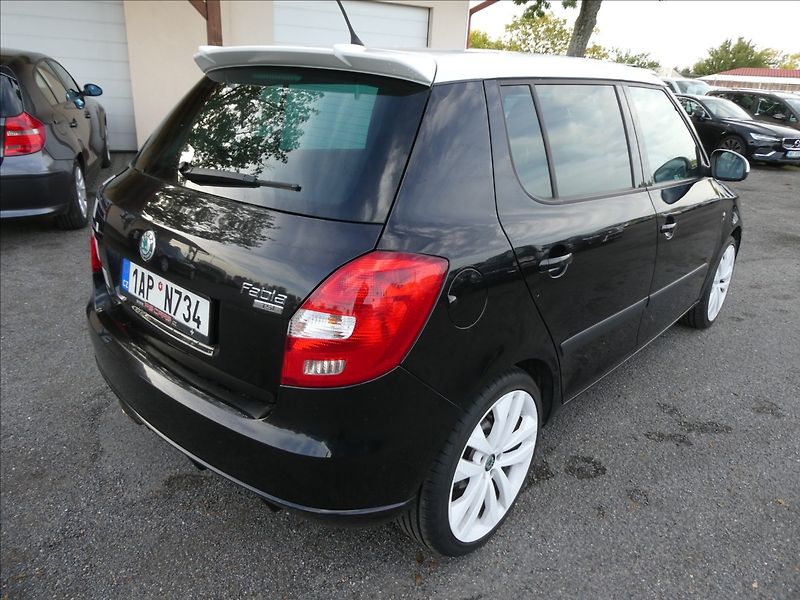 Škoda Fabia 1,2 TSi, 2 x kola, po servise - fotka 10 z 45