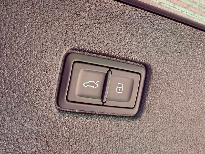 Audi Q7 3.0 TDi Quattro, ČR, 1.Maj, Se - fotka 13 z 34