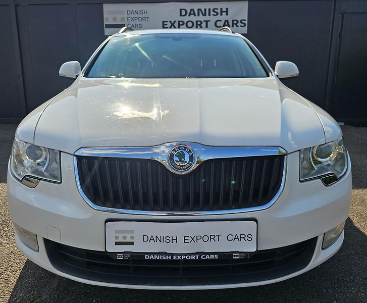 Škoda Superb 1.4 TSI 92 kW,TAŽNÉ,SERVISKA - fotka 4 z 50