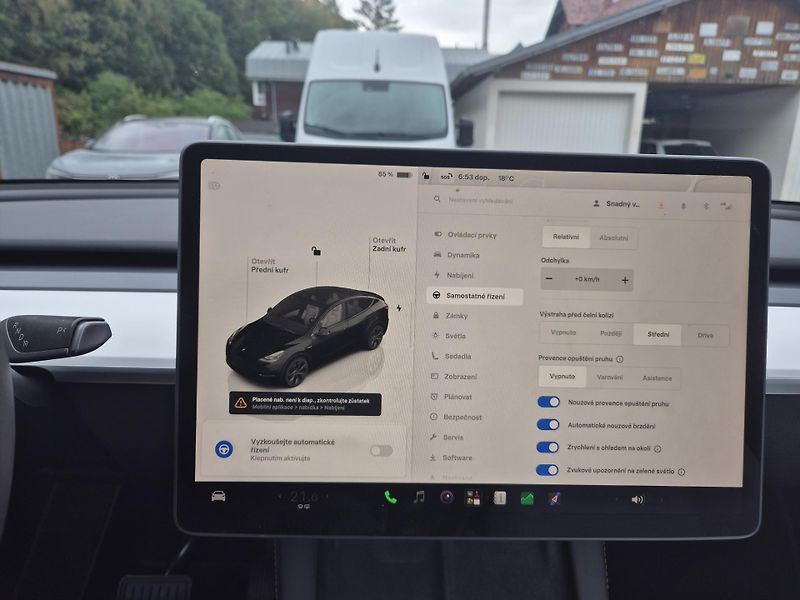 Tesla Model Y RWD 220kw TZ 92,5 % - fotka 23 z 48