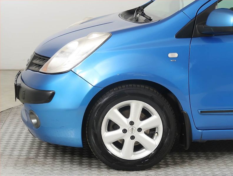 Nissan Note (2006) 1.4, servisované - fotka 14 z 18