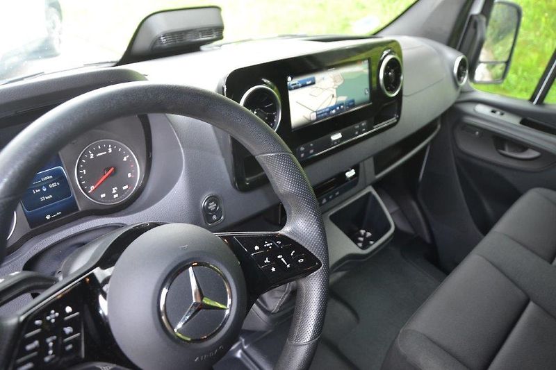 Mercedes-Benz Sprinter 317 XL výbava 22.000 km  - fotka 7 z 33
