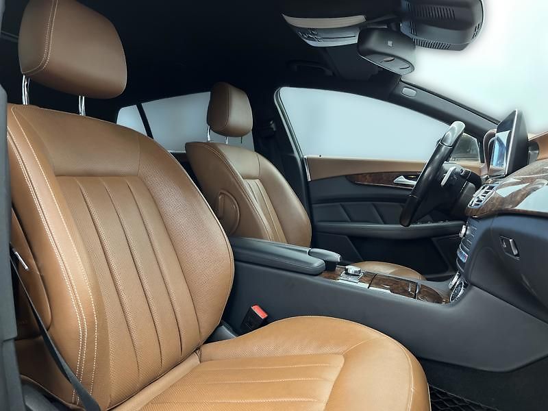 Mercedes-Benz CLS 250 d 4MATIC Shooting Brake - fotka 16 z 24