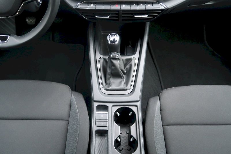 Škoda Octavia (2023) Activ 1.0 TSi/ 81 kW - fotka 14 z 32