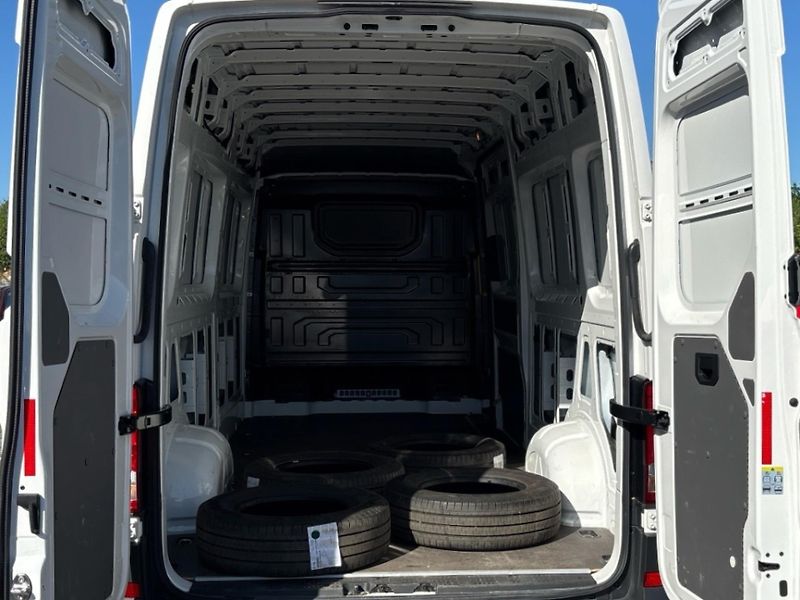 Volkswagen Crafter Dlouhý rozvor - fotka 12 z 23