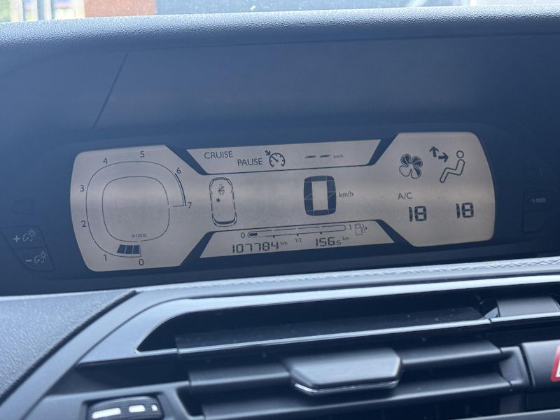 Citroën C4 Picasso (2018) 1.2 SpaceTourer PureTech tažné - fotka 28 z 44
