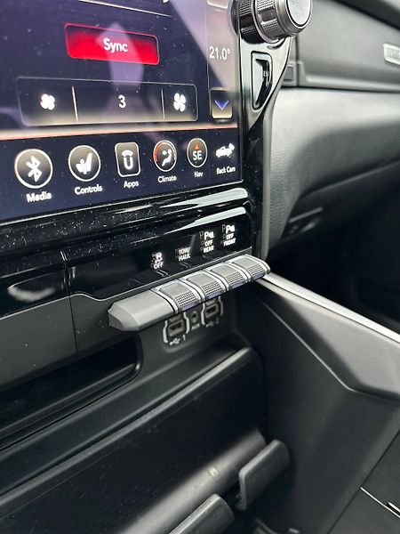 Dodge RAM (2021) 5.7 V8 HEMI LONG STAR ETORQUE - fotka 26 z 27
