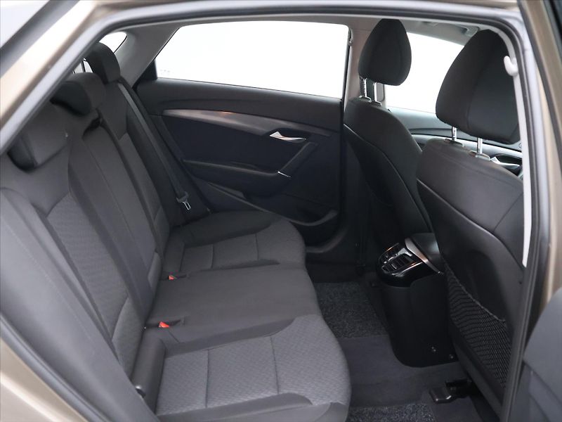 Hyundai i40 1,7 CRDi 100KW CZ - fotka 12 z 32
