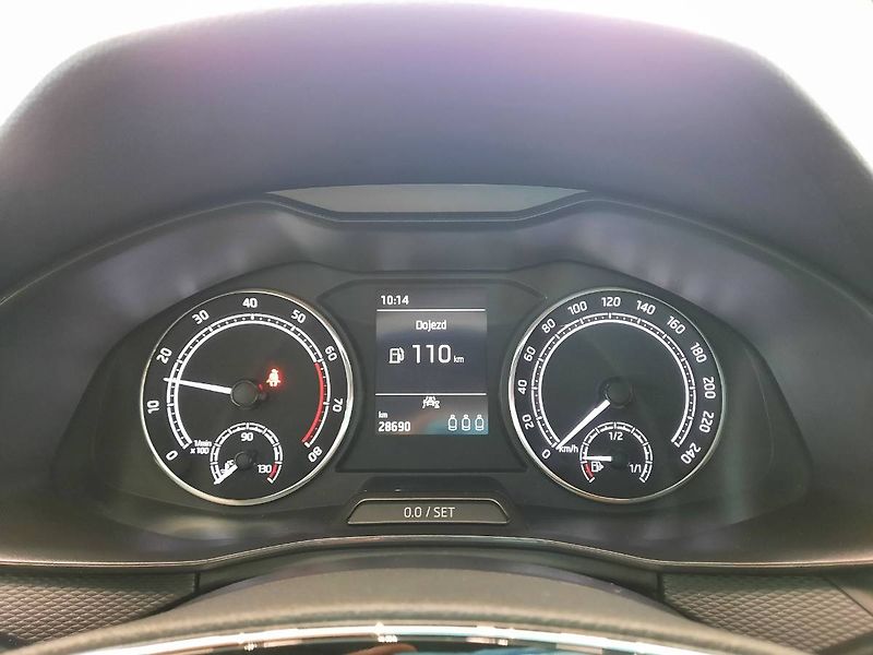 Škoda Kamiq (2021) Ambition 1.0 TSI (70kW/95k) - fotka 15 z 25