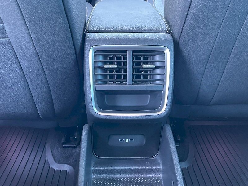 Škoda Octavia (2025) 1.5 eTSI 110kW DSG MHEV Top Se - fotka 25 z 35