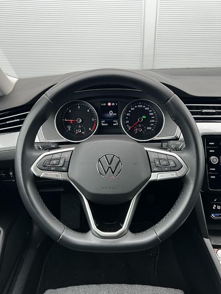 Volkswagen Passat 2.0TDI DSG 110kW Business DPH - fotka 9 z 27