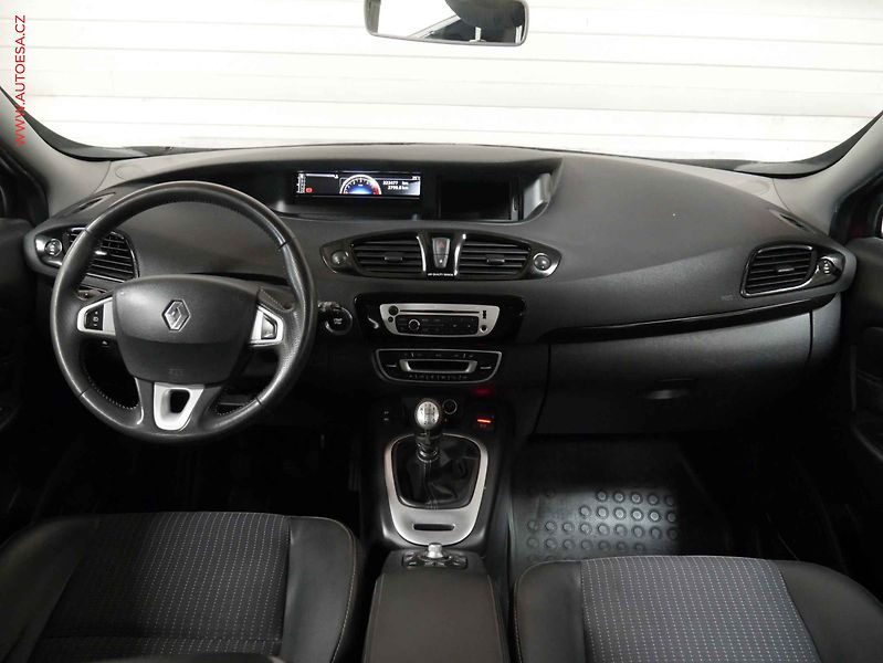 Renault Scénic (2013) 1.6 dCi, ČR, Xenon, AC - fotka 8 z 24