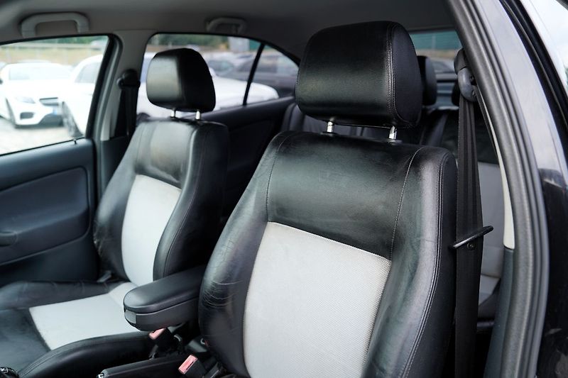 Škoda Octavia 1.9 TDI, 110KW/ČR/kůže/Al.kola - fotka 24 z 36