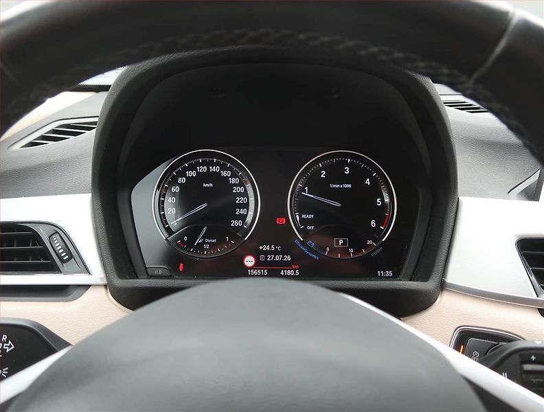 BMW X1 (2019) xDrive20d, 4X4, Automat - fotka 11 z 23