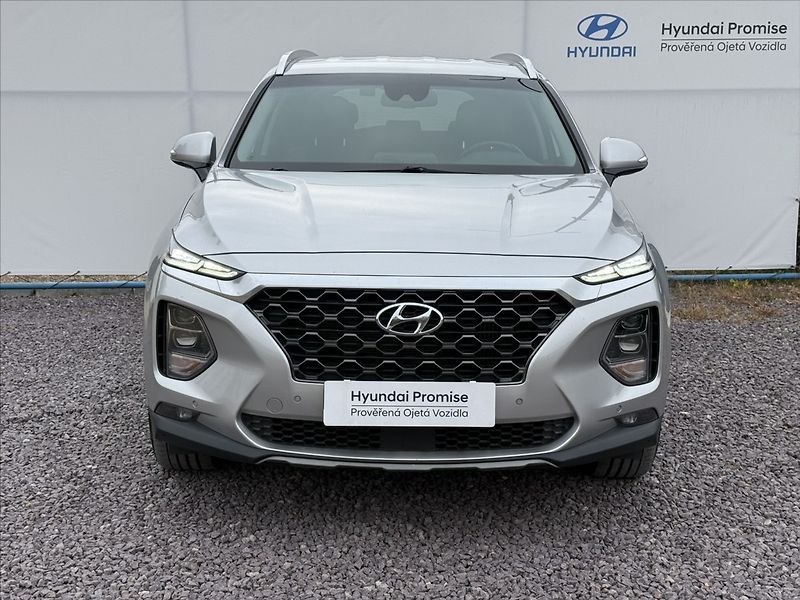 Hyundai Santa Fe 2,2 CRDI 147kW DCT 4x4 Smart - fotka 4 z 26