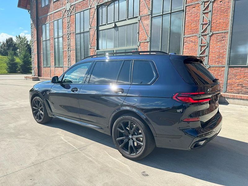 BMW X7 (2024) xDrive 40d M PAKET + Záruka  - fotka 6 z 30