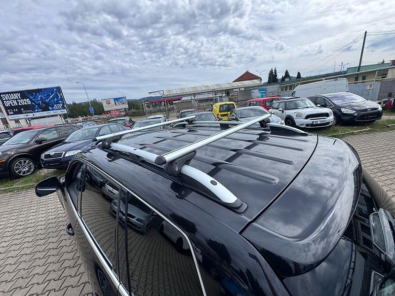 Volkswagen Touareg (2010) 4X4 3,0 TDI V6 176 KW - fotka 45 z 47
