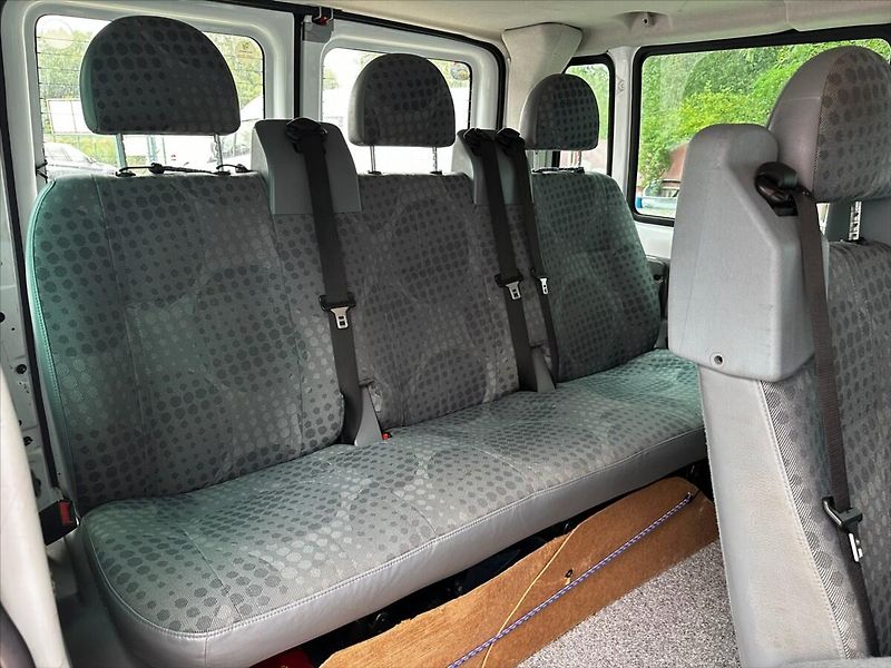 Ford Transit 2.2 TDCi 74kW 9 míst L1H1 - fotka 15 z 36