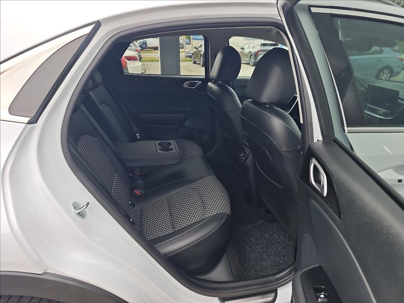 Kia XCeed 1,5 T-GDI 103kW 7DCT automat - fotka 13 z 21