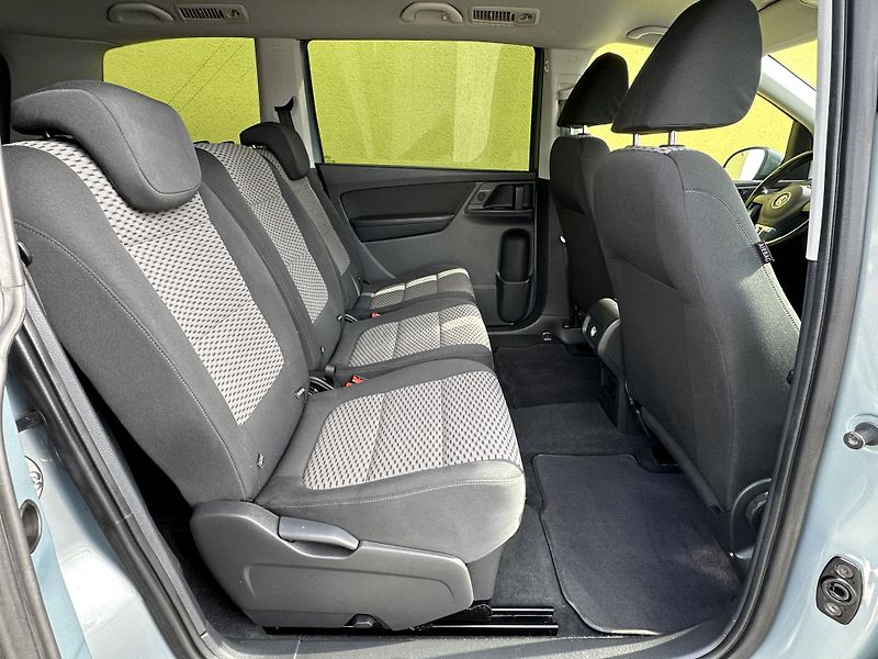 Volkswagen Sharan (2011) 2.0TDI/103kW * 5.Míst * TZ  - fotka 20 z 30