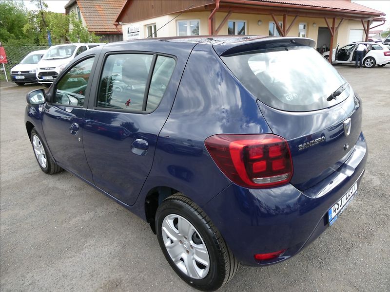 Dacia Sandero 1,0 SCe 54kW serviska, ČR - fotka 7 z 40