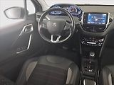 Peugeot 2008 (2018) 1.2 PureTech, Automat - náhled 7