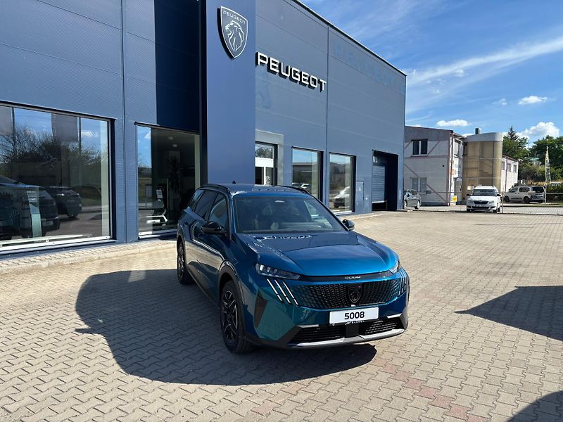 Peugeot 5008 (2026) GT Hybrid 145 e-DCS6 - fotka 1 z 19